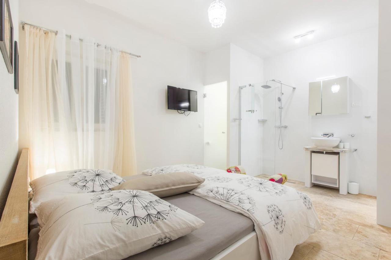 Dalmata Lounge Apartment Starigrad Paklenica Exterior foto