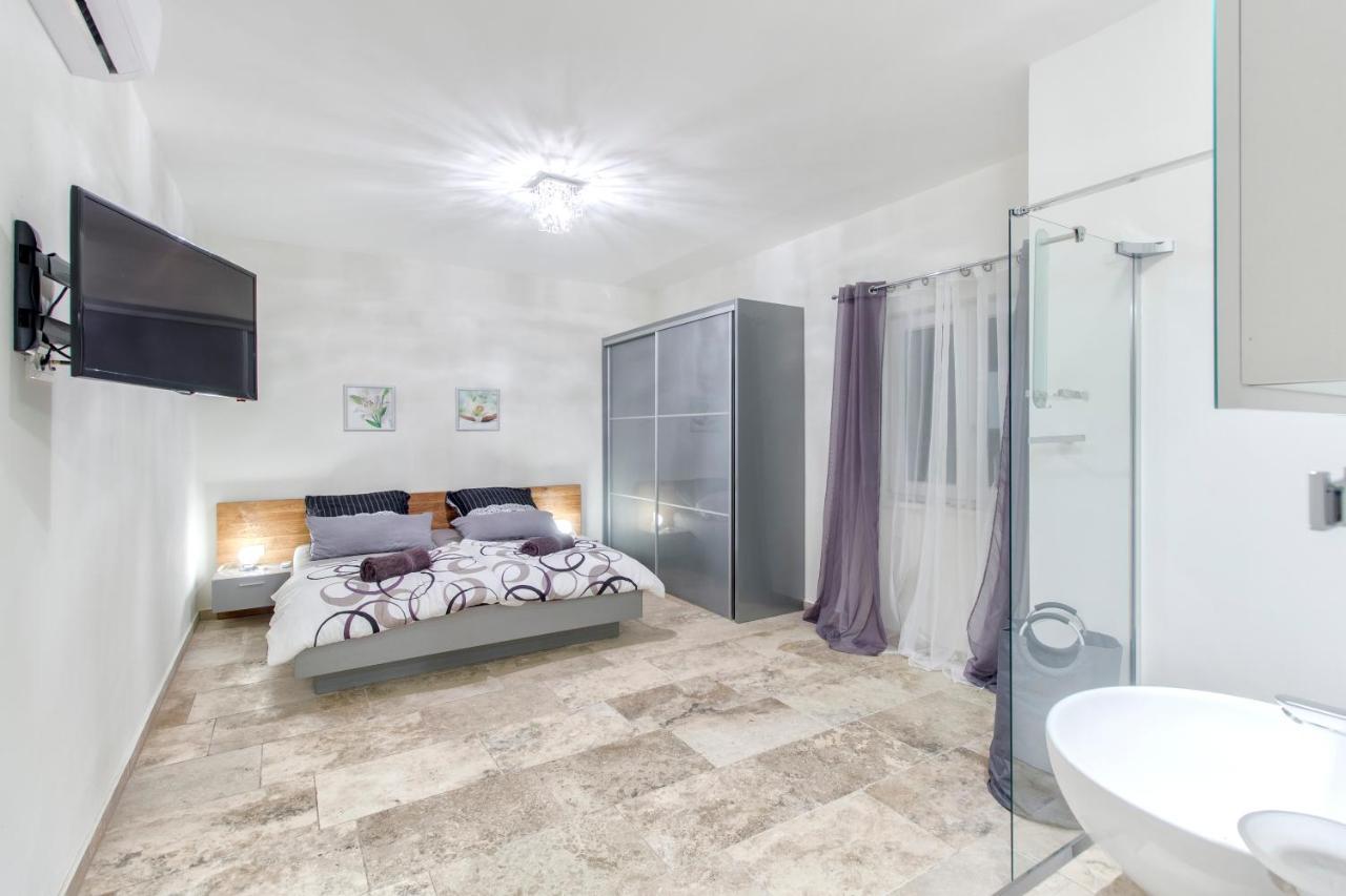 Dalmata Lounge Apartment Starigrad Paklenica Exterior foto