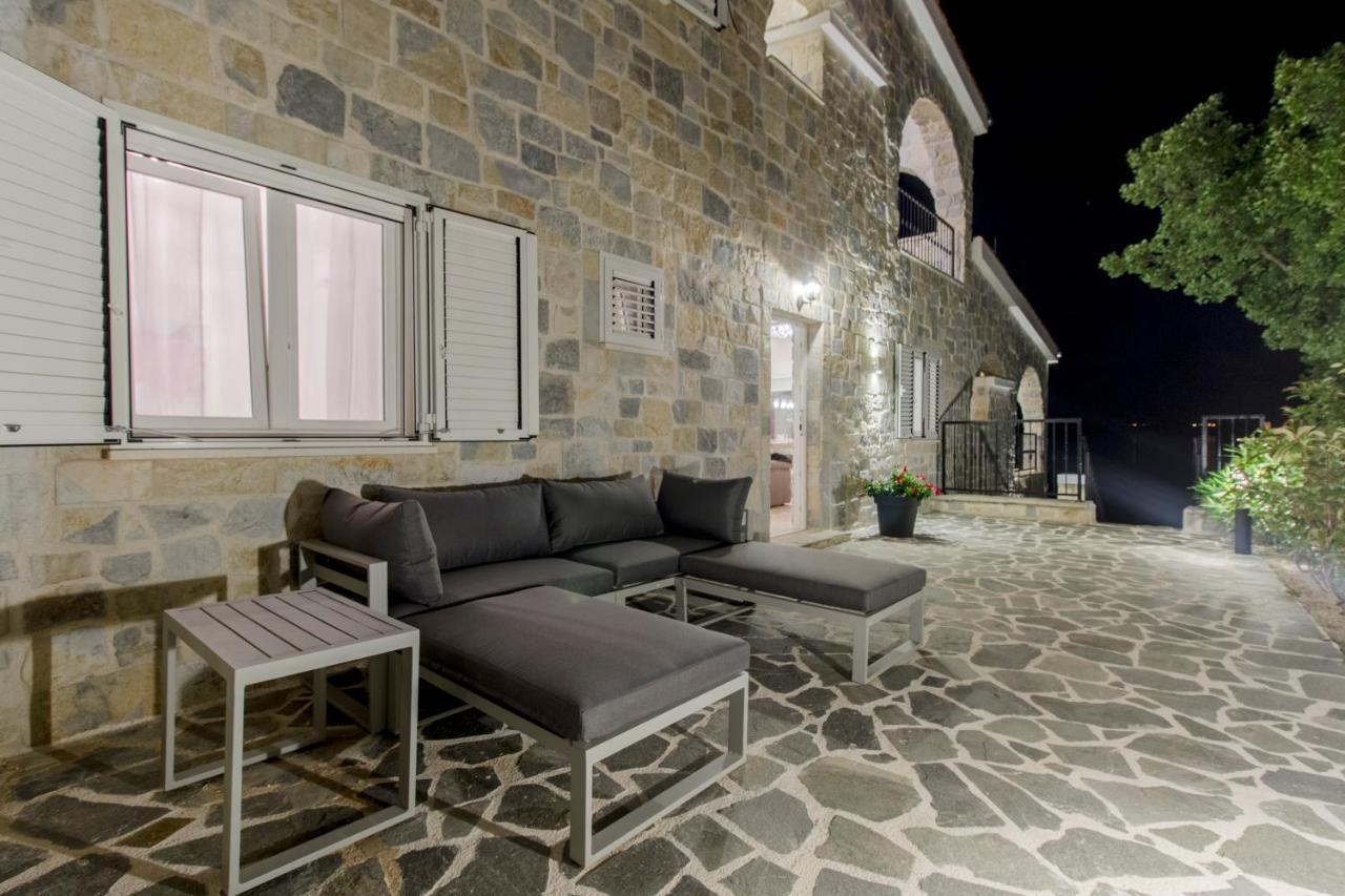 Dalmata Lounge Apartment Starigrad Paklenica Exterior foto