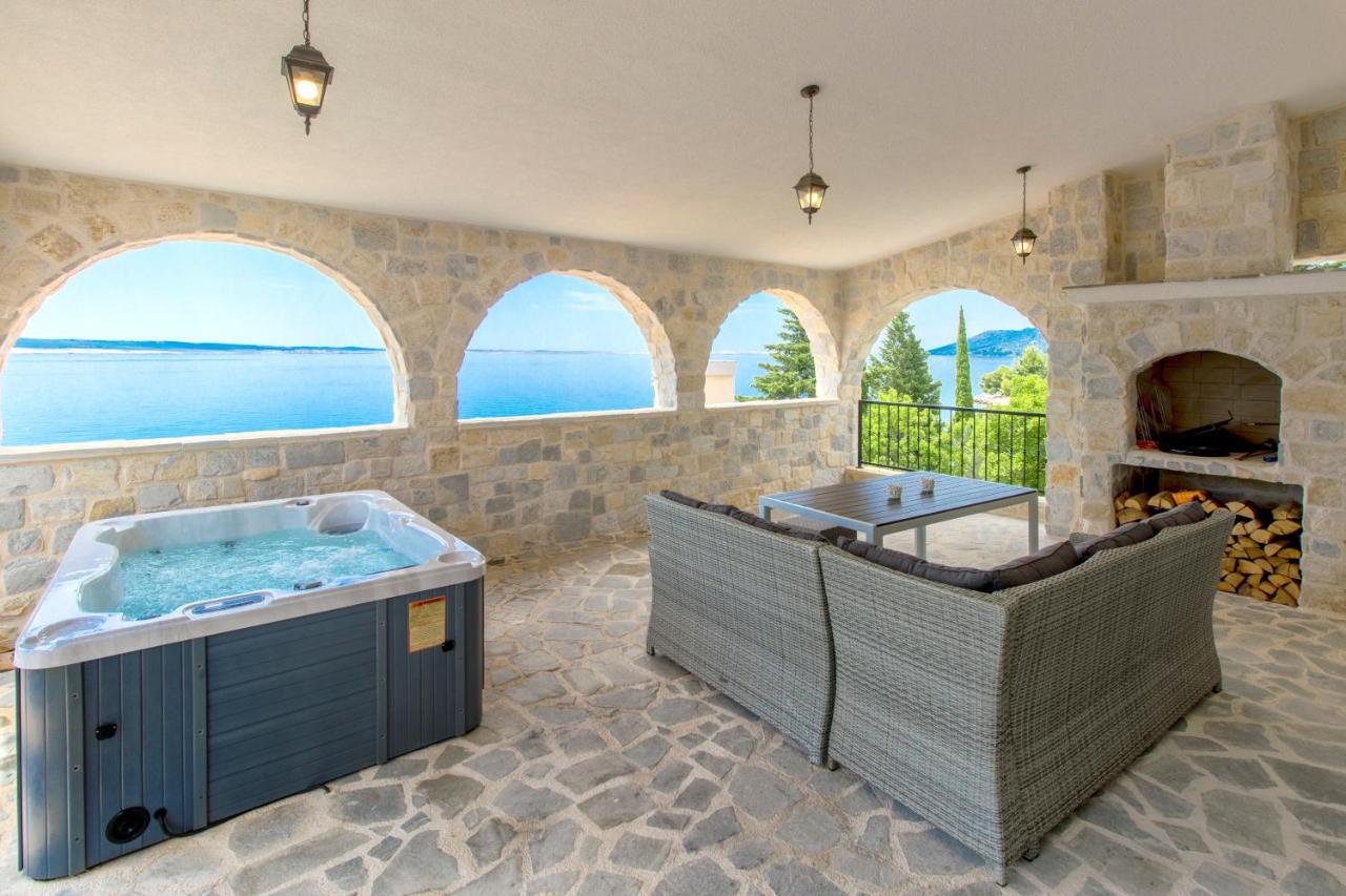 Dalmata Lounge Apartment Starigrad Paklenica Exterior foto